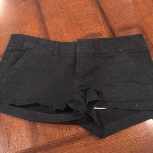 American Eagle black shorts